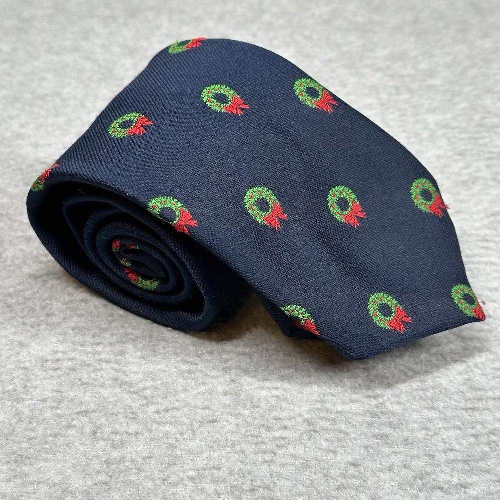 Vintage Cape Cod‎ Neckwear Holiday Wreath Navy Christmas Novelty Necktie NOTE